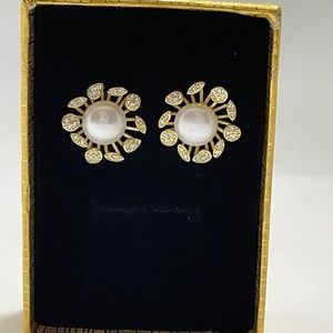 Authentic Freshwater pearl earrings cubic zirconia